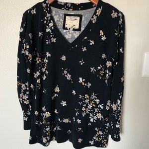🐝Cupio Navy Blue Long Sleeve Floral Blouse
